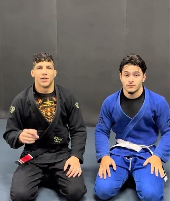 Professores de kimono no tatame